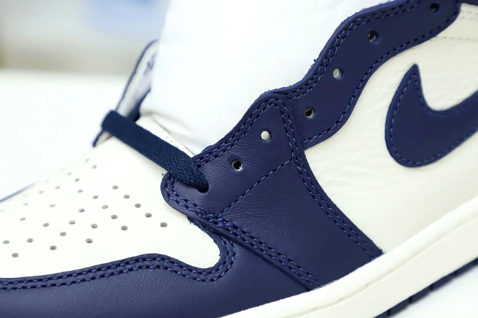 JORDAN OG 'OBSIDIAN' 1 AIR HIGH RETRO Kimikick 0724